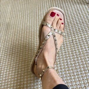 Studded Metallic T-Strap Women's Sandal - Gold size 9.5